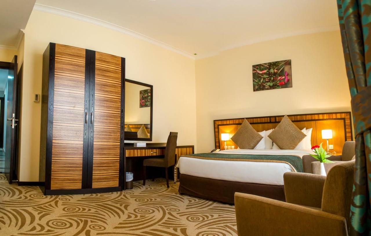 Al Majaz Premiere Hotel Apartments Sharjah Eksteriør bilde